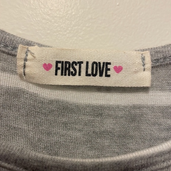 Gray and white dress. - Picture 5 of 5